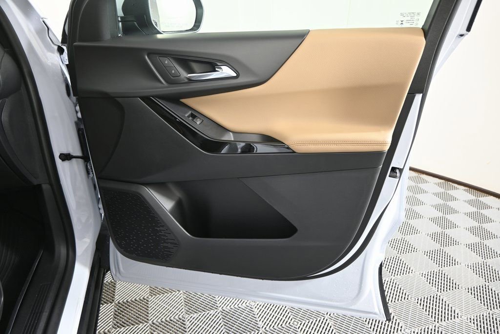 New 2026 Chevrolet Equinox ACTIV w/ Convenience Package III image 12