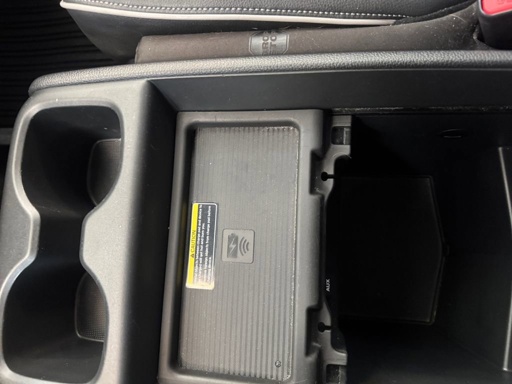 Used 2022 Honda Odyssey Elite image 23