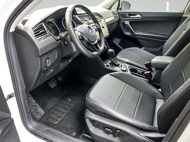 Used 2021 Volkswagen Tiguan SEL AWD/4WD image 10