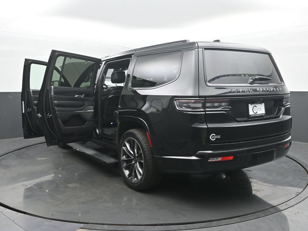 Used 2024 Jeep Grand Wagoneer Series II Obsidian w/ Quick Order Packagew 28T AWD/4WD image 66