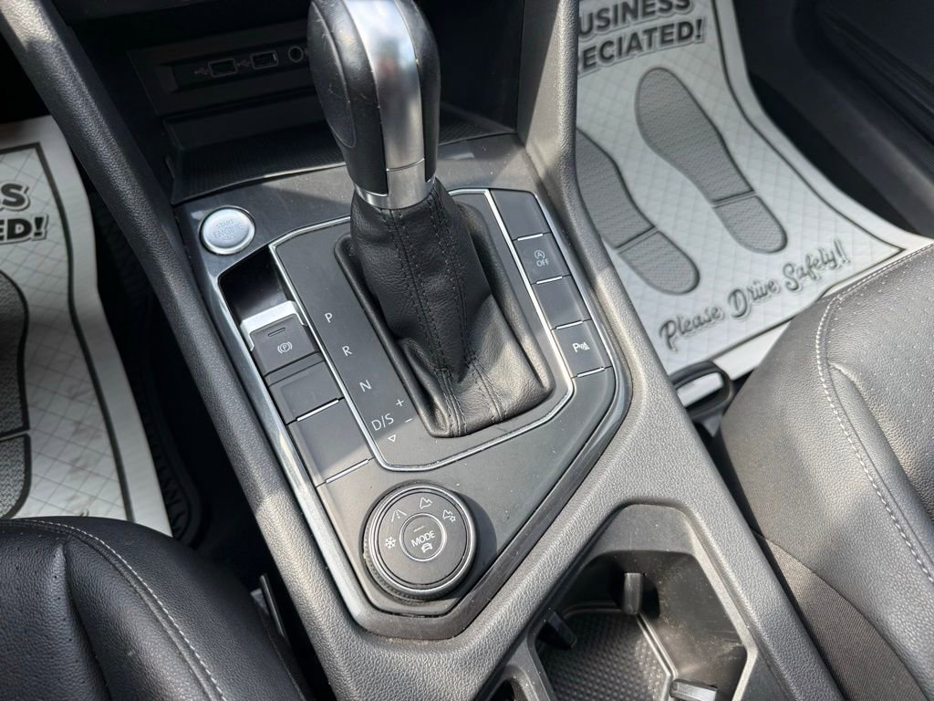 Used 2019 Volkswagen Tiguan SEL w/ 3rd Row Seat Package image 21