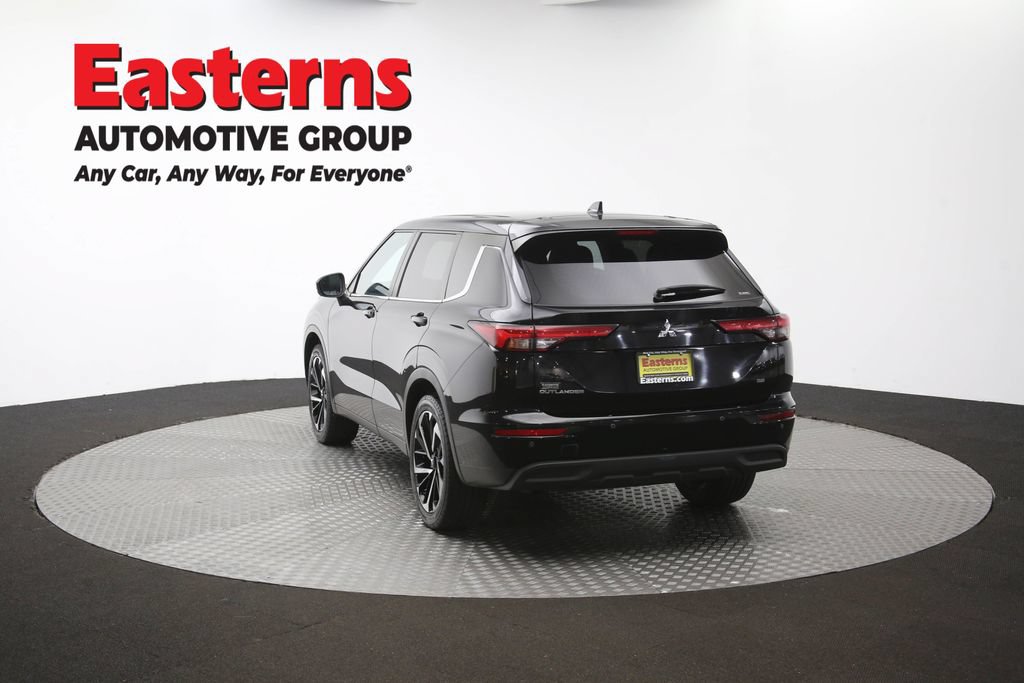 Used 2024 Mitsubishi Outlander SE AWD/4WD image 65