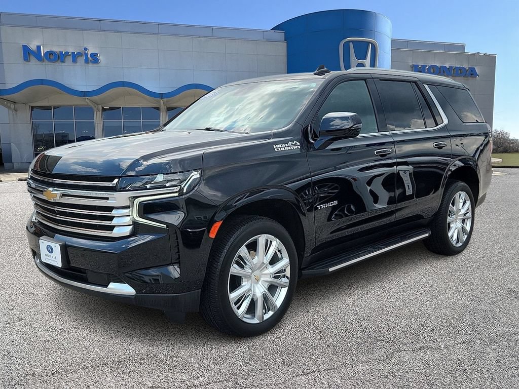 Used 2023 Chevrolet Tahoe High Country AWD/4WD image 2