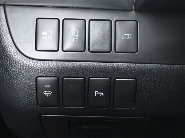 Used 2017 Toyota Highlander Limited image 28