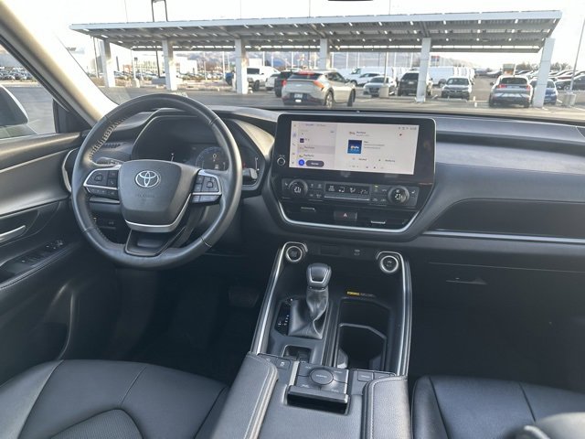 Used 2024 Toyota Grand Highlander XLE image 21