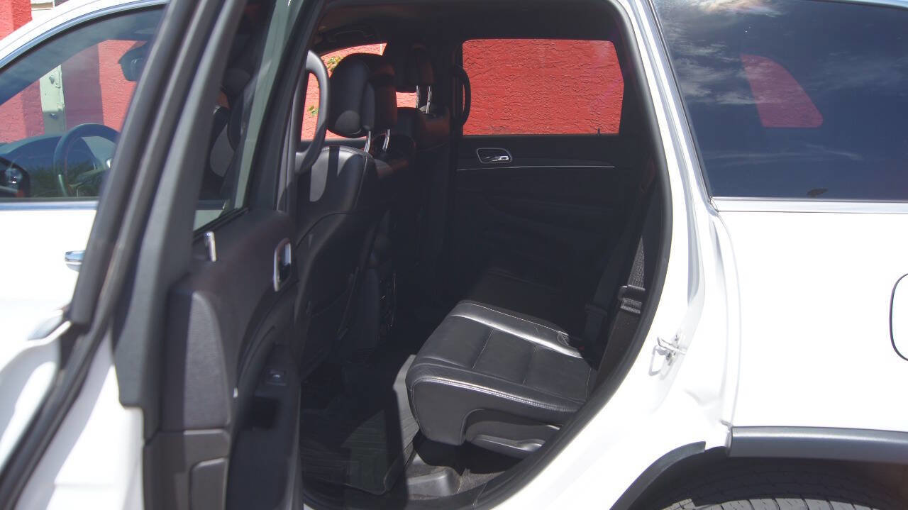 Used 2018 Jeep Grand Cherokee Limited image 13