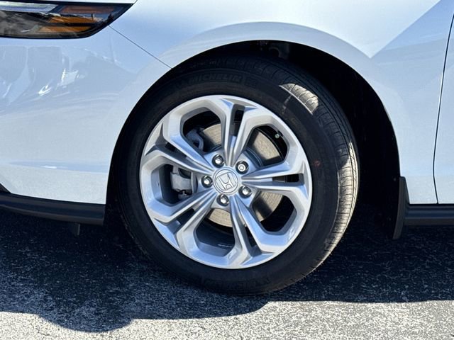 New 2025 Honda Accord LX image 17