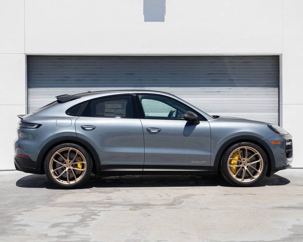 New 2026 Porsche Cayenne Turbo GT AWD/4WD image 8