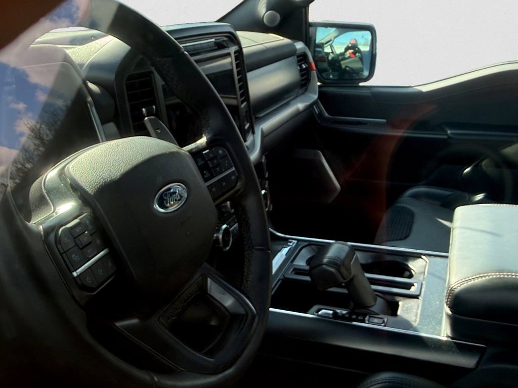 Certified 2023 Ford F150 Raptor w/ Raptor Carbon Fibre Package AWD/4WD image 7