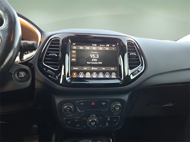 Used 2020 Jeep Compass Limited w/ Premium Lighting Group image 11