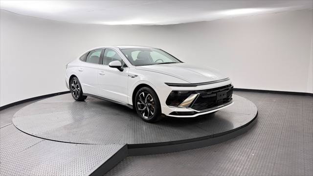 Used 2025 Hyundai Sonata SEL FWD image 11