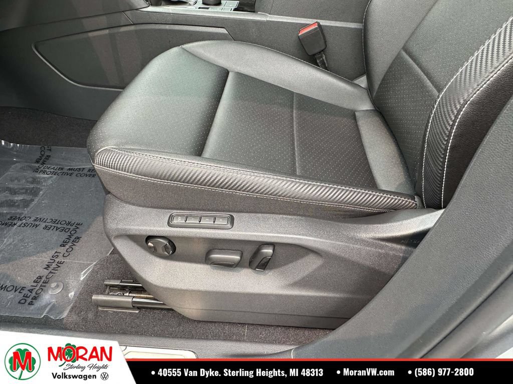 Certified 2023 Volkswagen Atlas Cross Sport SEL AWD/4WD image 21