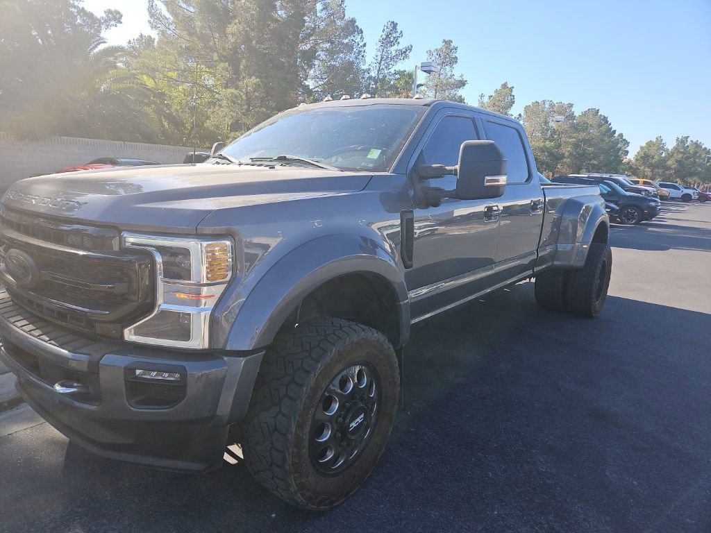 Used 2022 Ford F450 Platinum w/ FX4 Off-Road Package AWD/4WD image 1