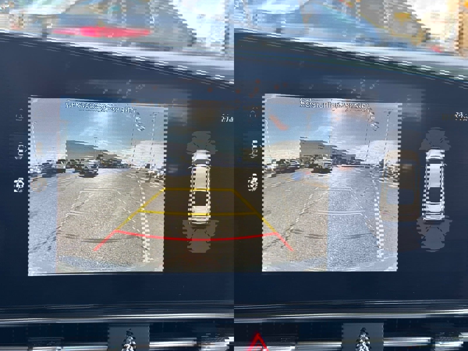 Used 2024 Hyundai Elantra Limited image 25