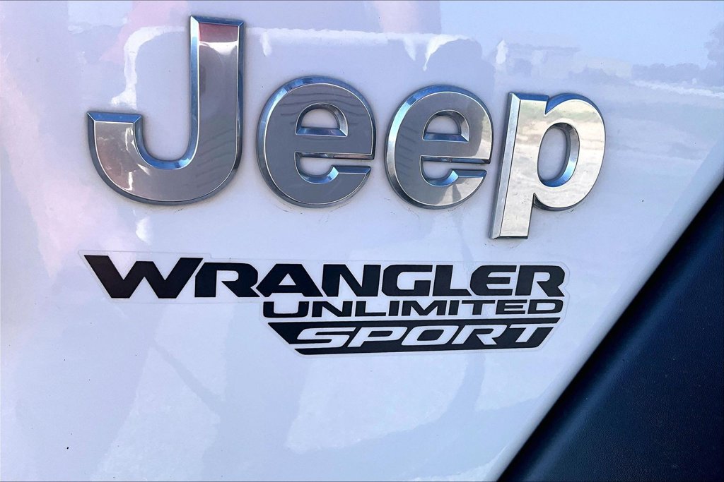 Used 2019 Jeep Wrangler Unlimited Sport S AWD/4WD image 8