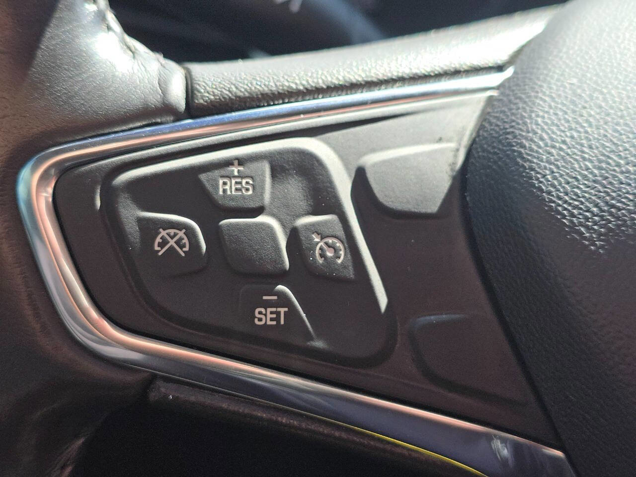 Used 2020 Chevrolet Malibu RS image 25