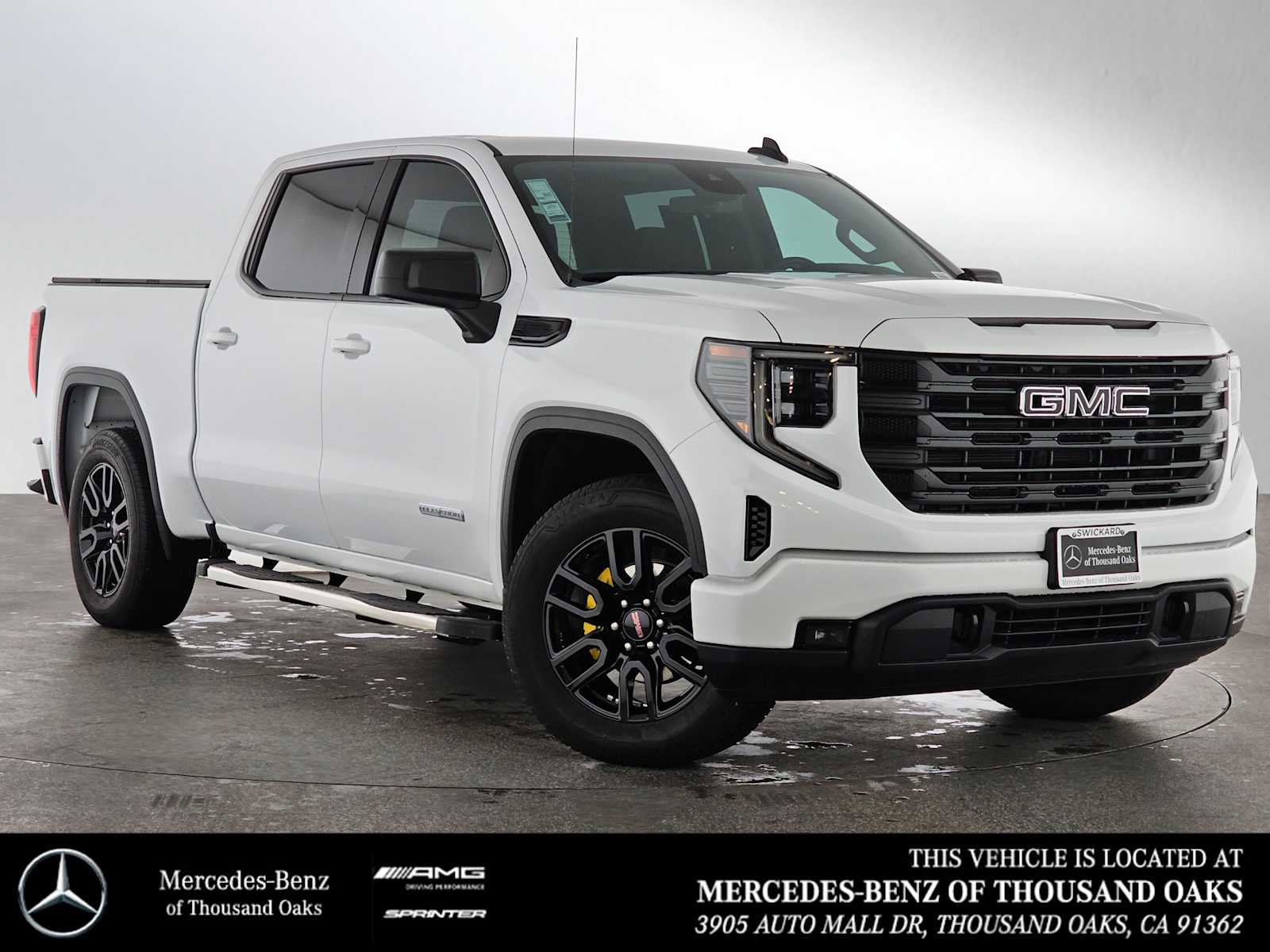 Used 2024 GMC Sierra 1500 Elevation image 1