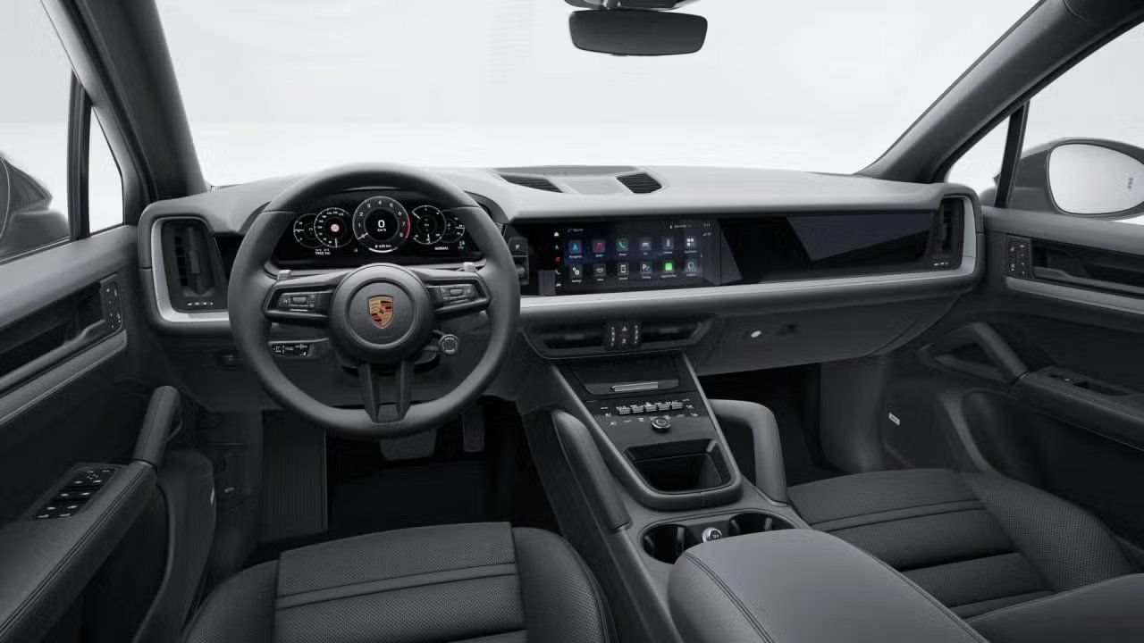 Certified 2026 Porsche Cayenne AWD/4WD image 4