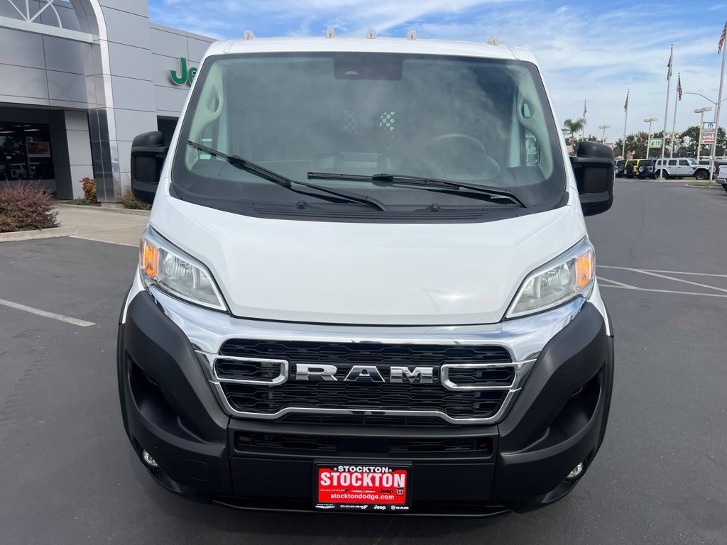 Used 2025 RAM ProMaster 2500 w/ U-Haul Equipment Group FWD image 5
