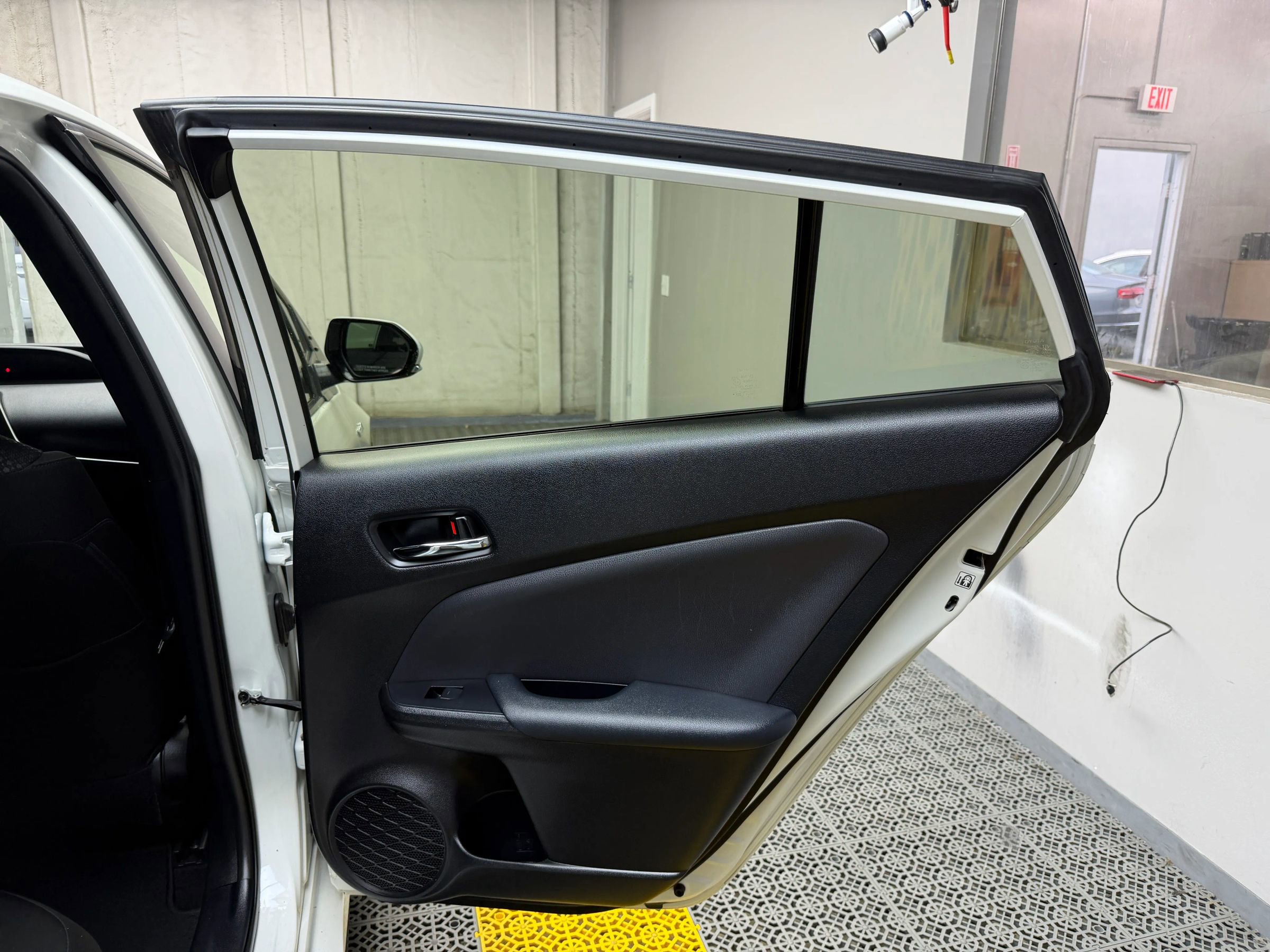 Used 2019 Toyota Prius LE image 19