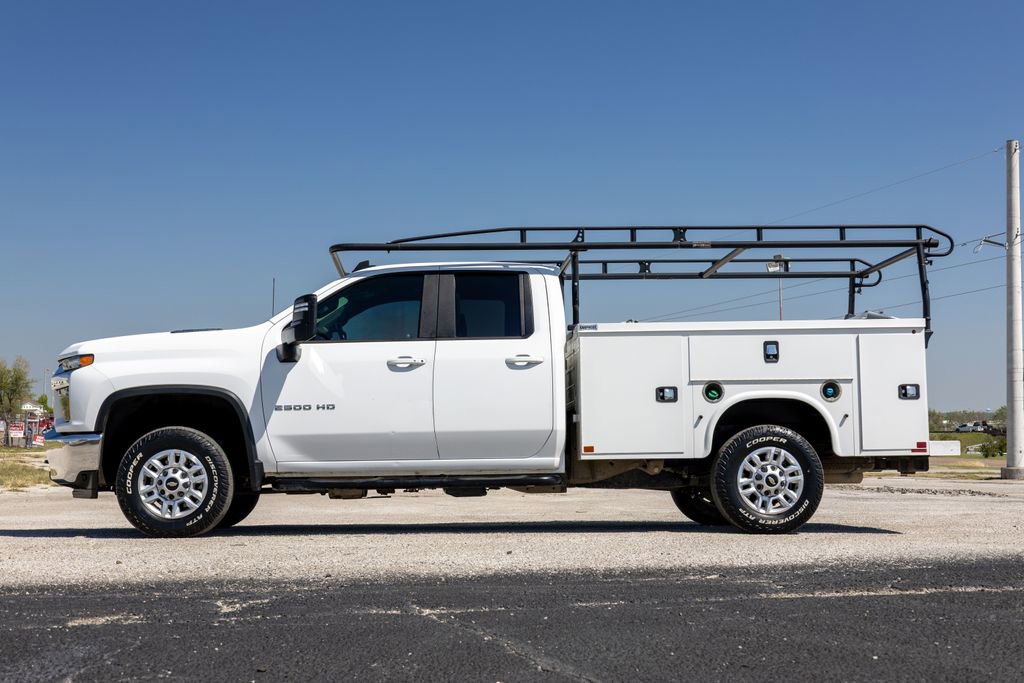 Used 2022 Chevrolet Silverado 2500 LT w/ Convenience Package image 4
