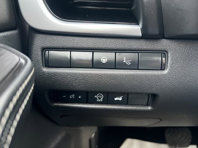Used 2025 Nissan Rogue SL w/ Tech Package AWD/4WD image 36