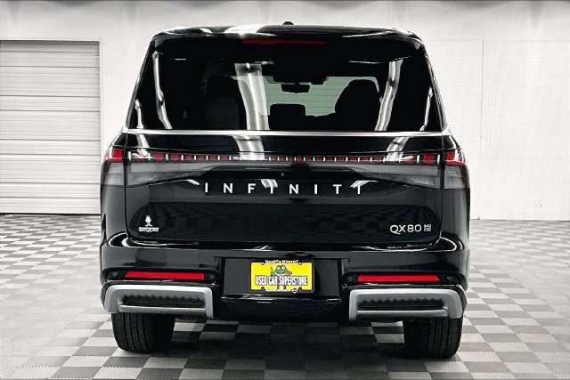 Used 2025 INFINITI QX80 Sensory AWD/4WD image 5