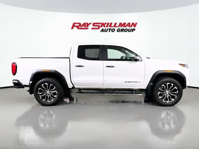Used 2025 GMC Canyon Denali AWD/4WD image 7