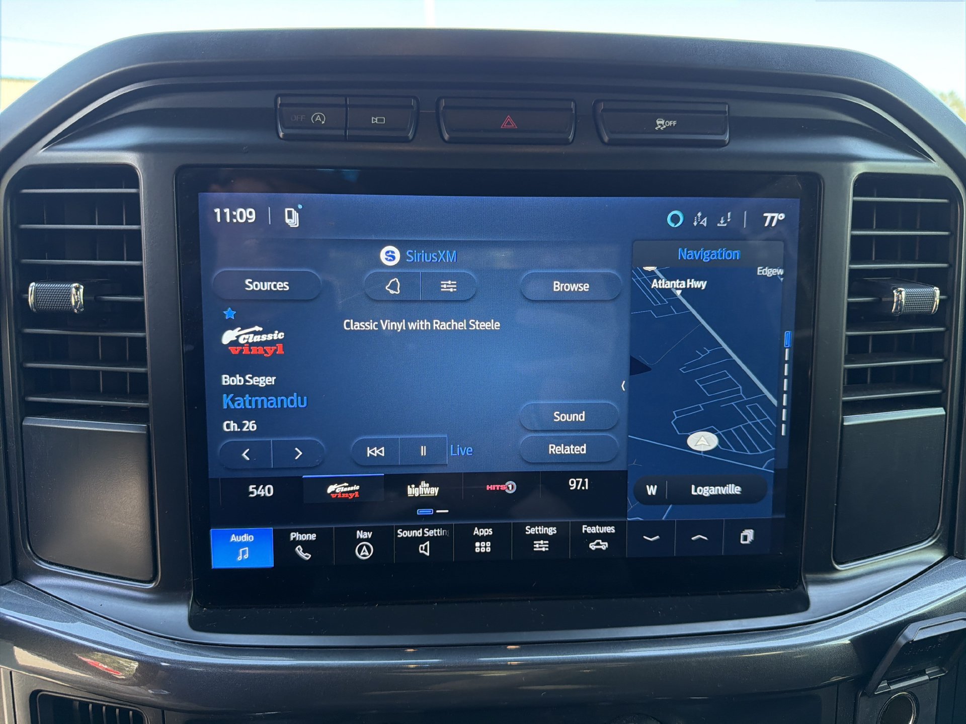 Used 2024 Ford F150 STX w/ STX Black Appearance Package RWD image 4