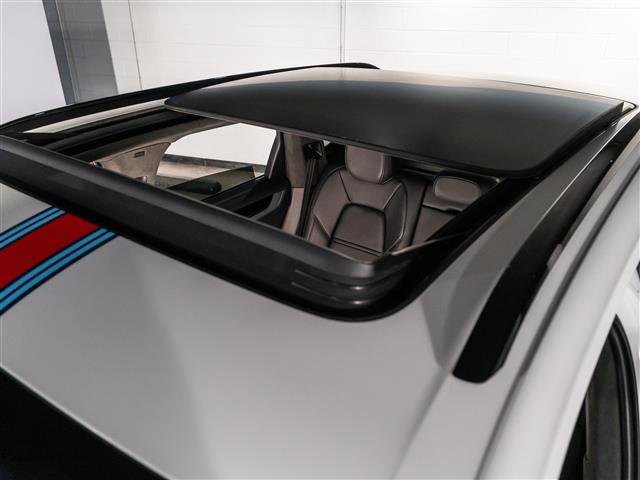 Used 2024 Porsche Cayenne Turbo image 16