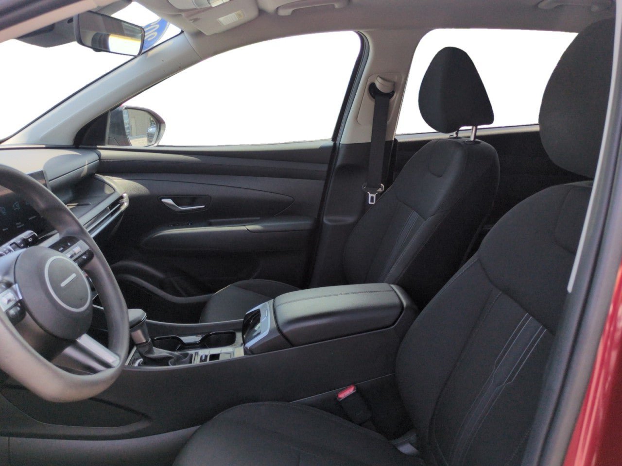 Used 2025 Hyundai Tucson SEL FWD image 14