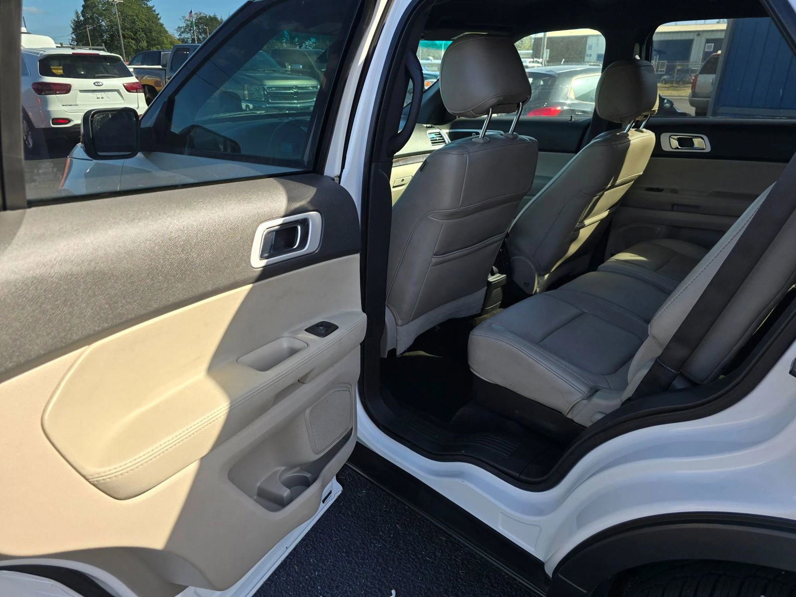 Used 2013 Ford Explorer Limited image 15