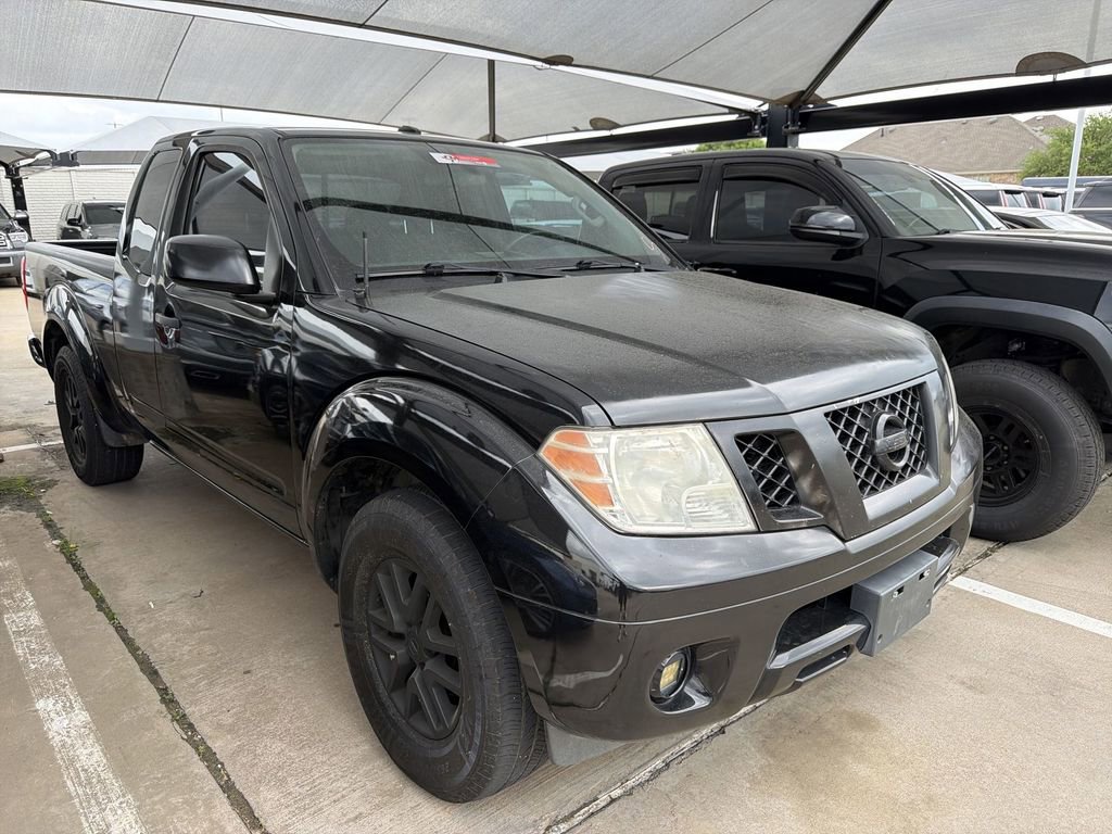Used 2017 Nissan Frontier SV RWD image 2