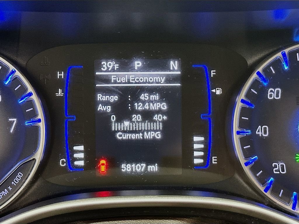 Used 2020 Chrysler Pacifica Touring image 13