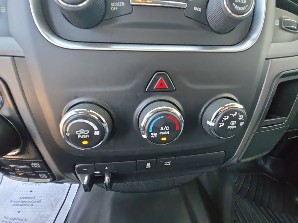 Used 2017 RAM 1500 Express AWD/4WD image 23