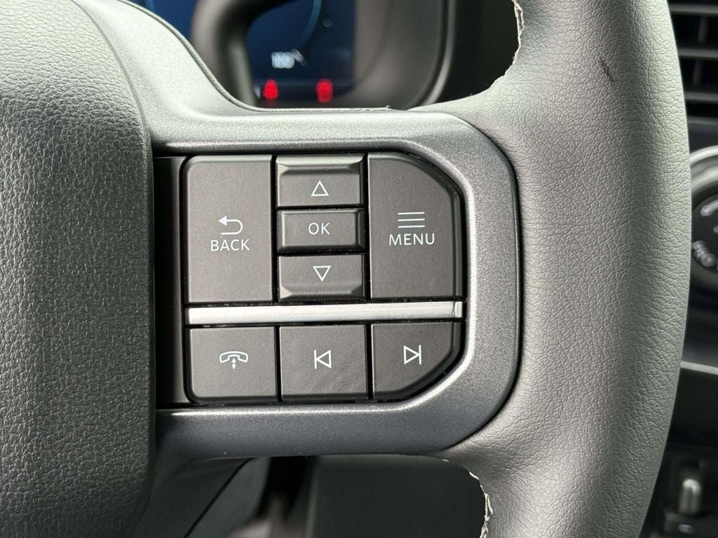 New 2026 Ford F250 Lariat w/ Black Appearance Package AWD/4WD image 18