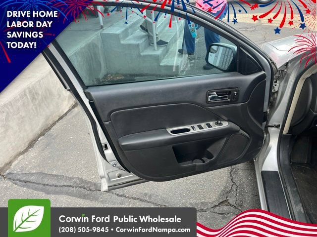 Used 2012 Ford Fusion SEL FWD image 12