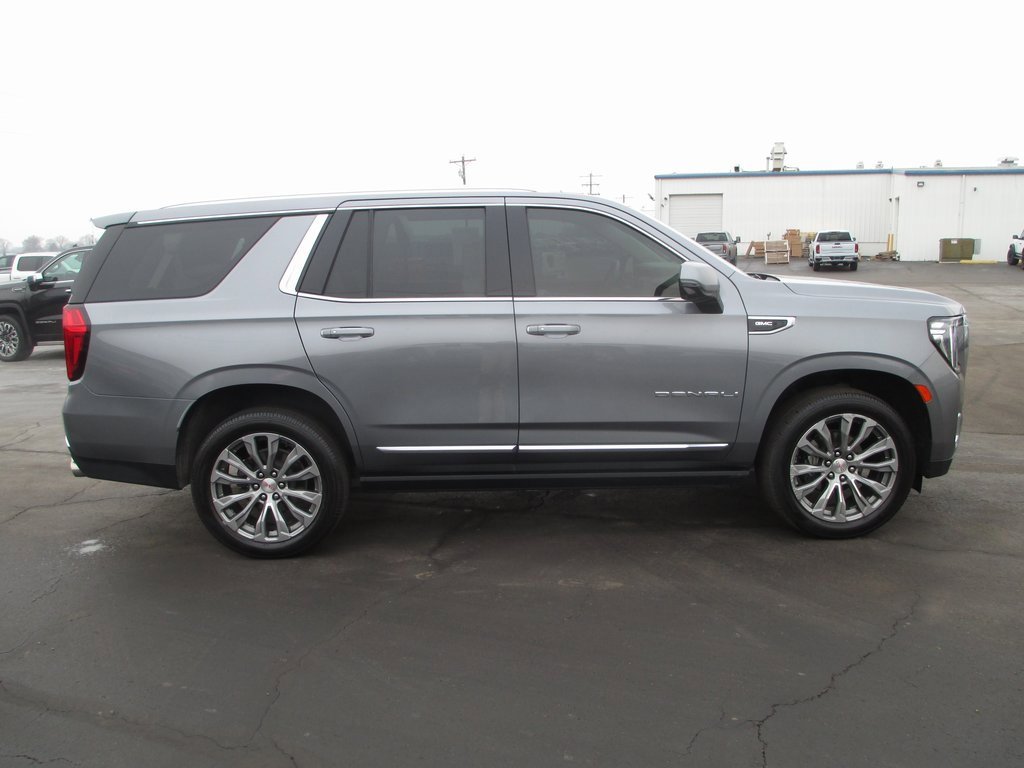 Used 2021 GMC Yukon Denali image 3