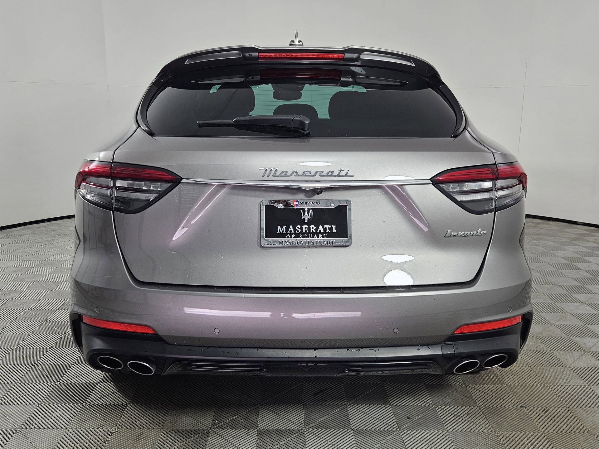 Used 2022 Maserati Levante Modena AWD/4WD image 6