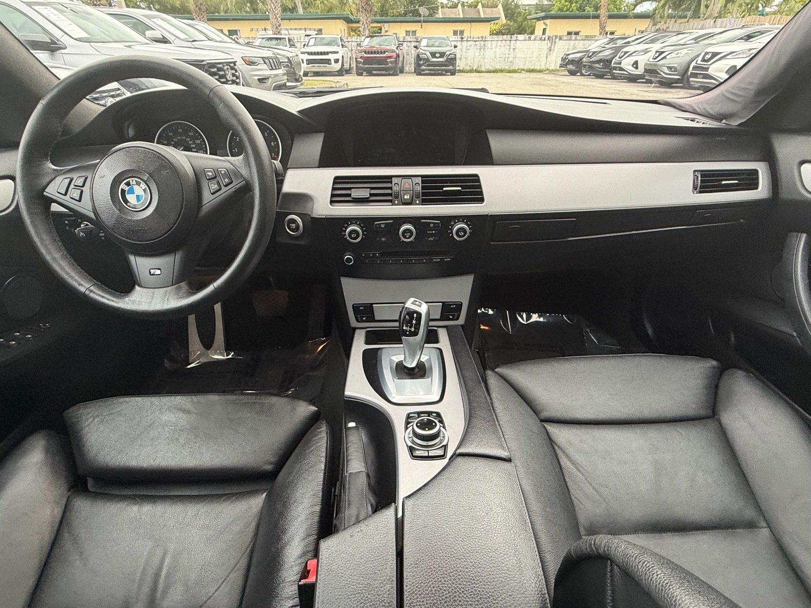 Used 2010 BMW 535i xDrive Sedan AWD/4WD image 12
