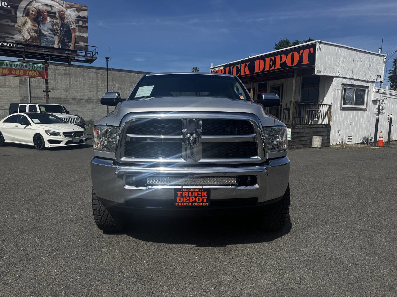 Used 2018 RAM 3500 SLT w/ Cold Weather Group AWD/4WD image 2