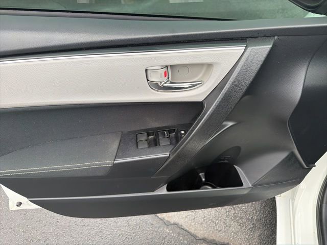 Used 2019 Toyota Corolla LE image 10