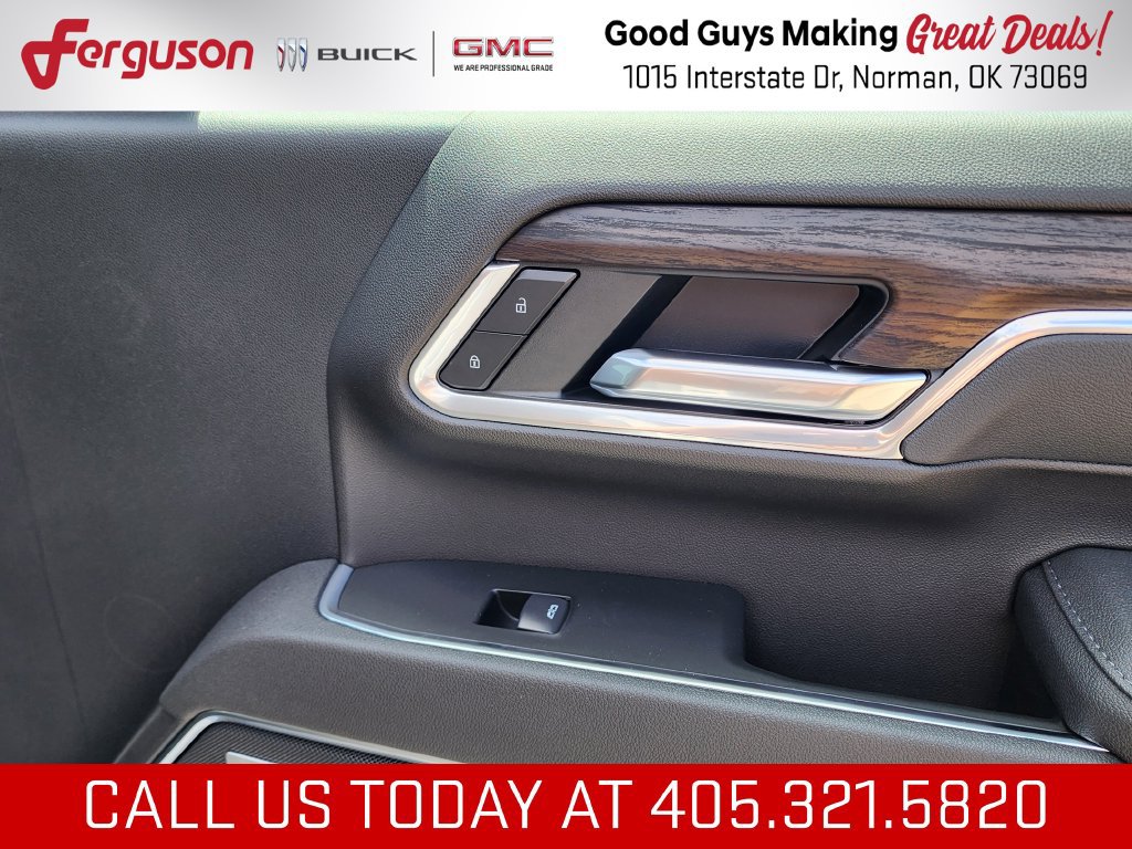 New 2026 GMC Sierra 2500 SLT w/ SLT Convenience Package AWD/4WD image 39