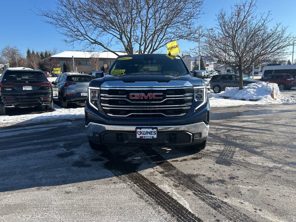 Used 2023 GMC Sierra 1500 SLT w/ SLT Premium Package image 11