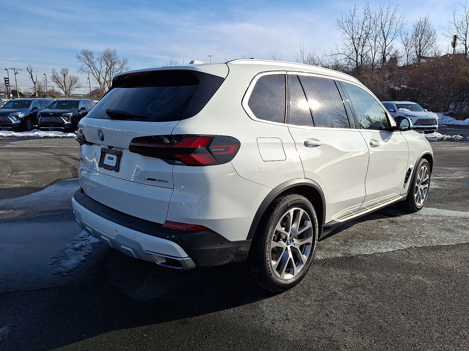 Used 2025 BMW X5 xDrive50e image 6