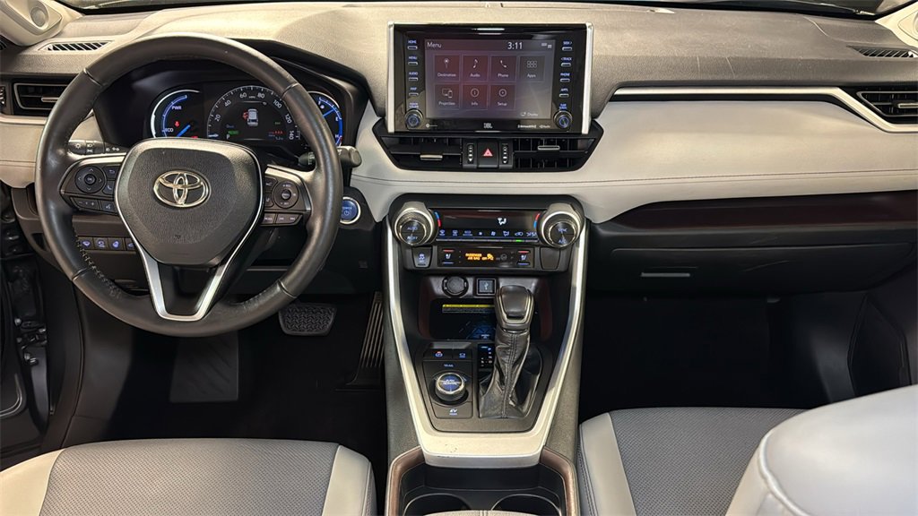 Used 2020 Toyota RAV4 Limited image 17