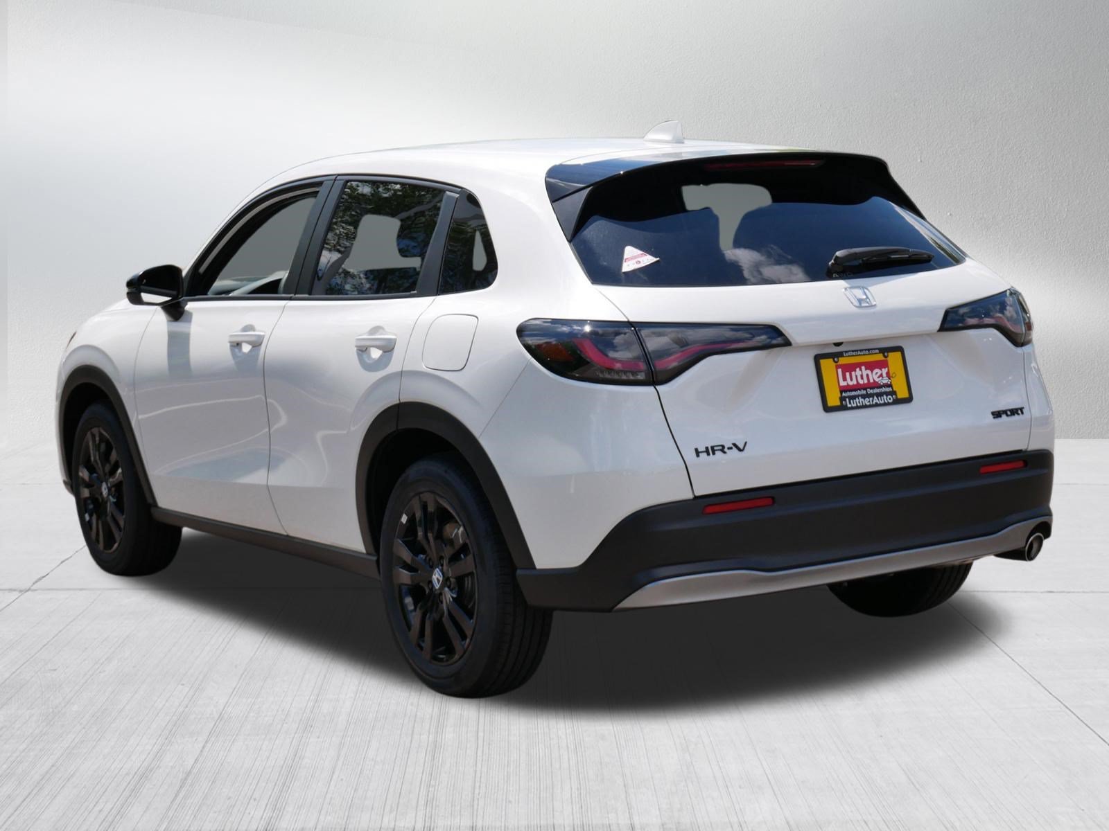 Certified 2026 Honda HR-V Sport image 5