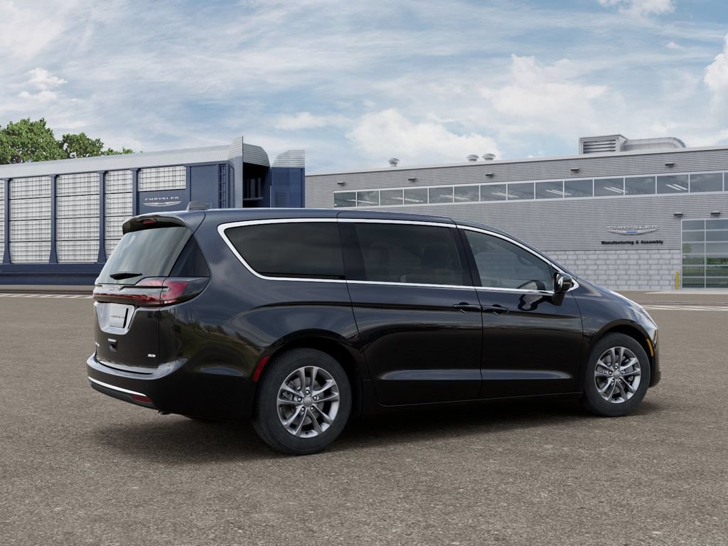 New 2027 Chrysler Pacifica Select w/ Family Tech Group AWD/4WD image 4