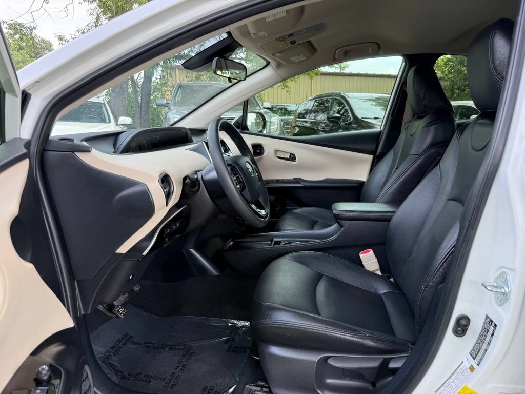 Used 2019 Toyota Prius LE FWD image 10