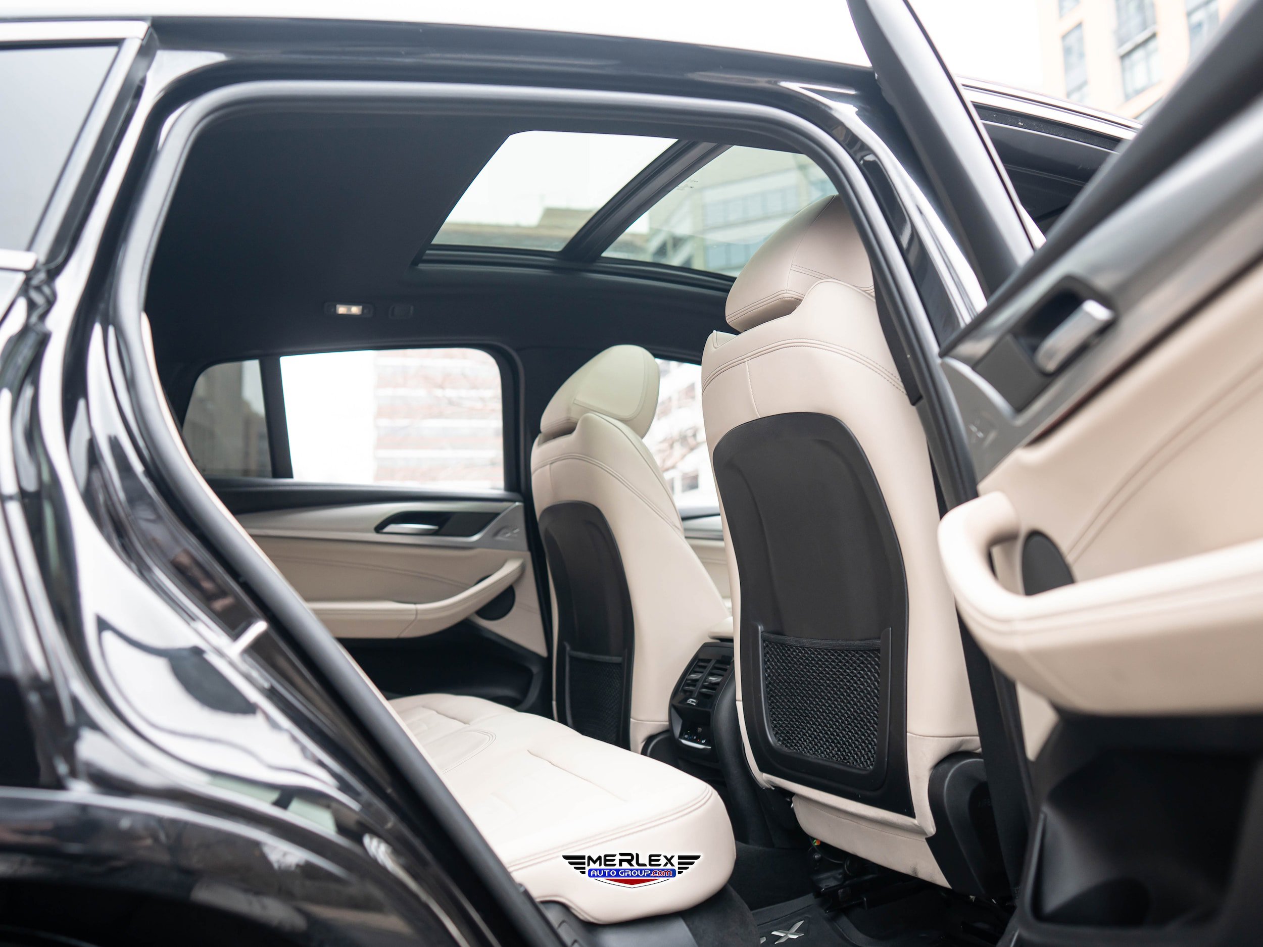 Used 2022 BMW X4 M40i w/ Premium Package image 19